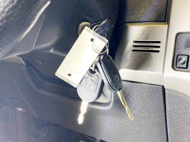 2013 Ford F-150 4WD SuperCrew 145" FX4 - 22961927 - 38