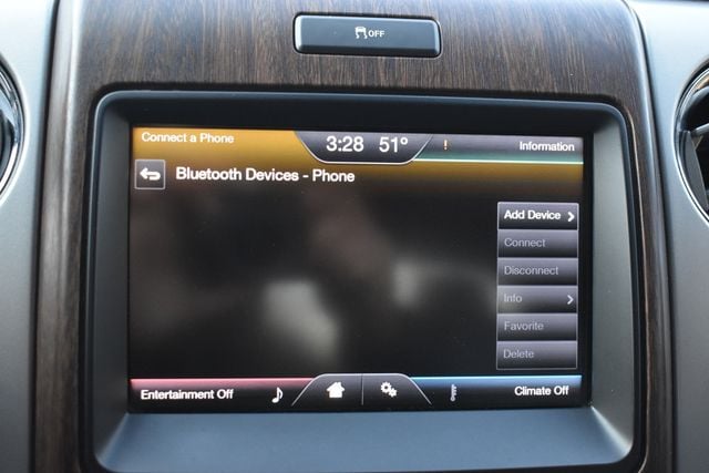 2013 Ford F-150 4WD SuperCrew 145" Lariat - 22982235 - 9