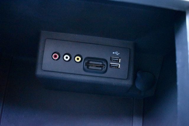 2013 Ford F-150 4WD SuperCrew 145" Lariat - 22982235 - 10