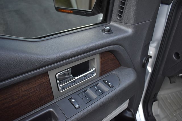 2013 Ford F-150 4WD SuperCrew 145" Lariat - 22982235 - 31