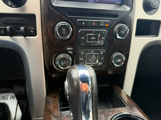 2013 Ford F-150 4WD SuperCrew 145" Platinum - 23023648 - 24