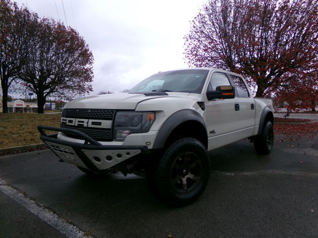 2013 Ford F-150 SVT Raptor photo 2