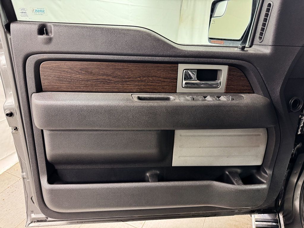 2013 Ford F-150 SUPER CREW LARIAT 4X4 - 23000951 - 11