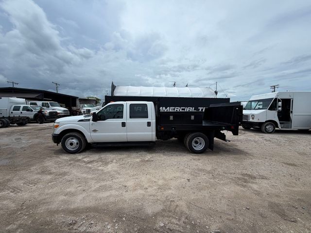 2013 Ford F-350 Crew Cab Flatbed With Liftgate  - 23048595 - 1