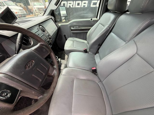 2013 Ford F-350 Crew Cab Flatbed With Liftgate  - 23048595 - 8
