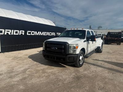 2013 Ford F-350 Crew Cab Pickup Truck