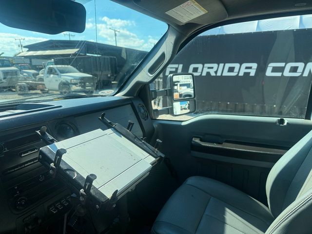 2013 Ford F-550 4X4 Enclosed Utility Service Truck  - 22990296 - 7