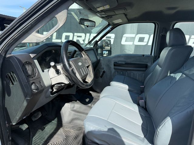 2013 Ford F-550 Crew Cab Gooseneck Flatbed  - 23088109 - 7