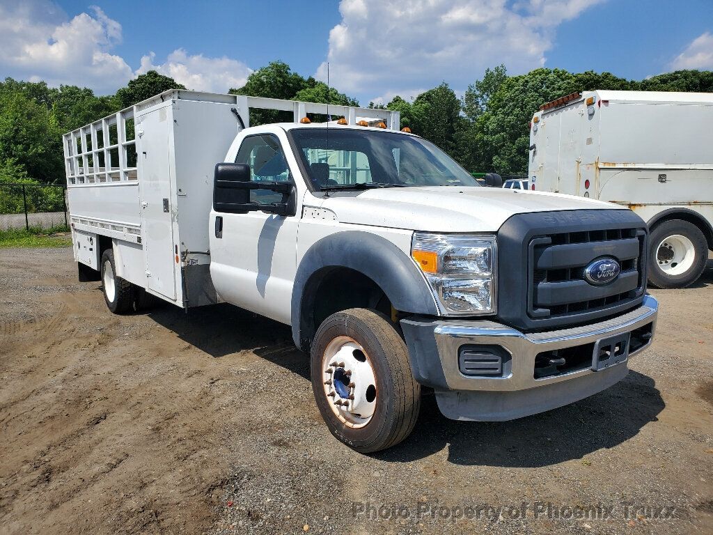 2013 Ford F-550 photo 3