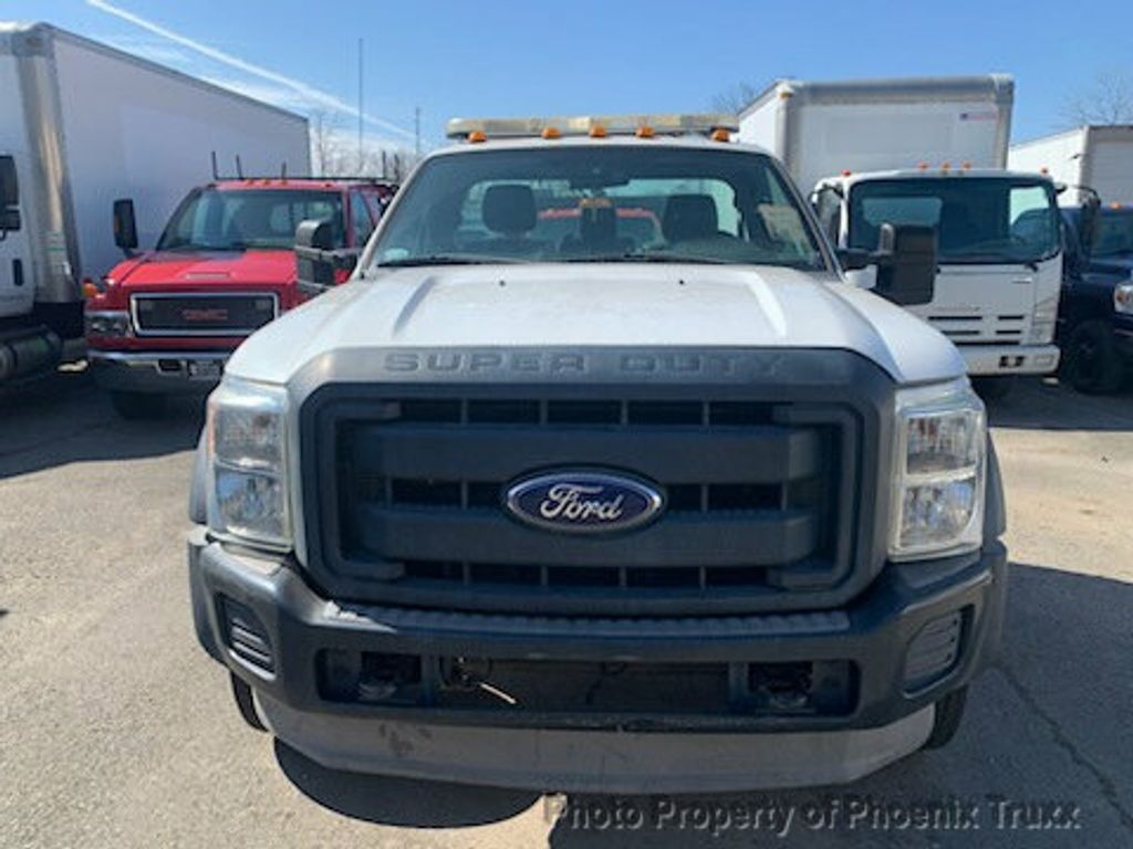 2013 Ford F-550 XLT photo 3