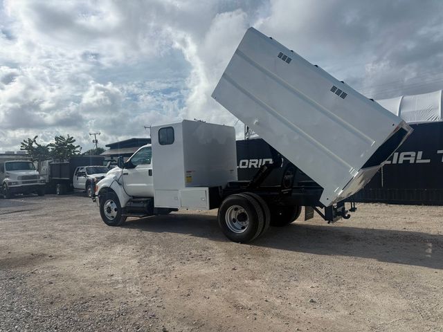 2013 Ford F-750 Chipper Dump *UNDER CDL*  - 22961414 - 1