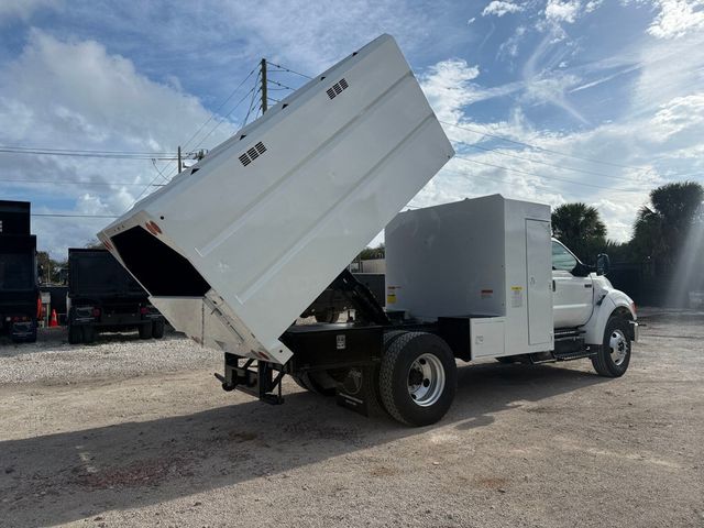 2013 Ford F-750 Chipper Dump *UNDER CDL*  - 22961414 - 3