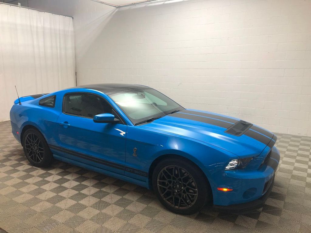 2013 Ford GT500 ONLY 116 miles!! Beautiful Ford Shelby GT500 Coupe for