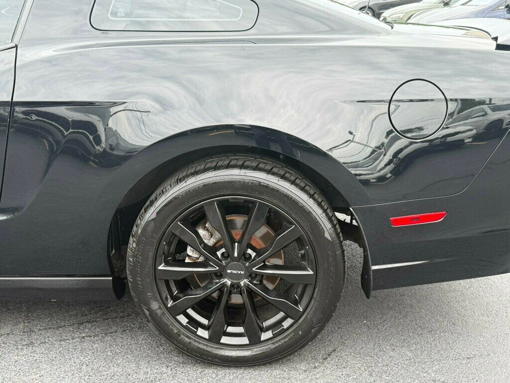2013 Ford Mustang 2dr Coupe GT - 23039701 - 29