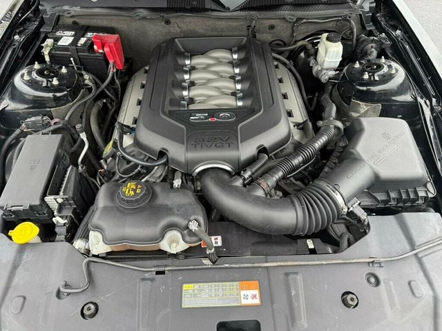 2013 Ford Mustang 2dr Coupe GT - 23039701 - 31