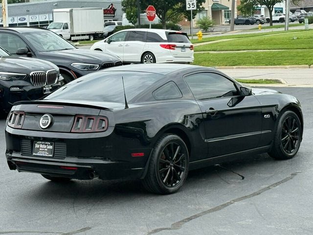 2013 Ford Mustang 2dr Coupe GT - 23039701 - 5