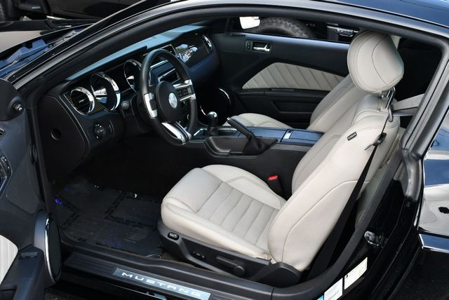 2013 Ford Mustang 2dr Coupe GT Premium W/Comfort Package - 23081806 - 13