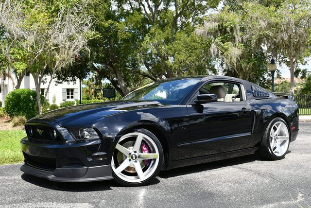 2013 Ford Mustang 2dr Coupe GT Premium W/Comfort Package - 23081806 - 19
