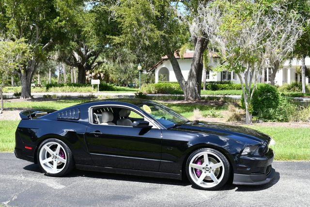 2013 Ford Mustang 2dr Coupe GT Premium W/Comfort Package - 23081806 - 34