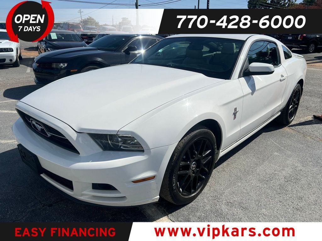 2013 Ford Mustang 2dr Coupe V6 - 22937459 - 0