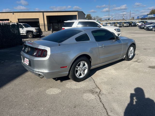 2013 Ford Mustang 2dr Coupe V6 - 22945173 - 3