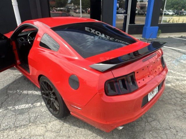 2013 Ford Mustang 2dr Coupe V6 - 23045284 - 3