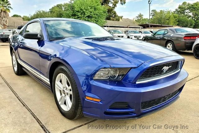 2013 Ford Mustang 2dr Coupe V6 - 23003613 - 0