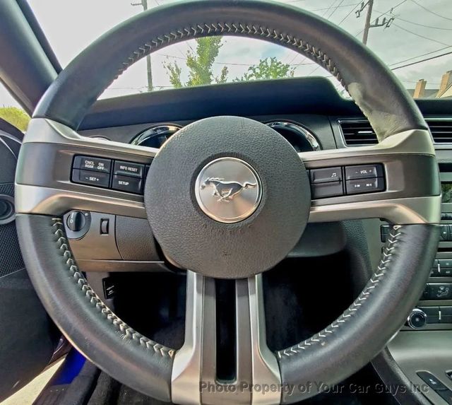 2013 Ford Mustang 2dr Coupe V6 - 23003613 - 11