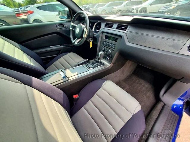 2013 Ford Mustang 2dr Coupe V6 - 23003613 - 12