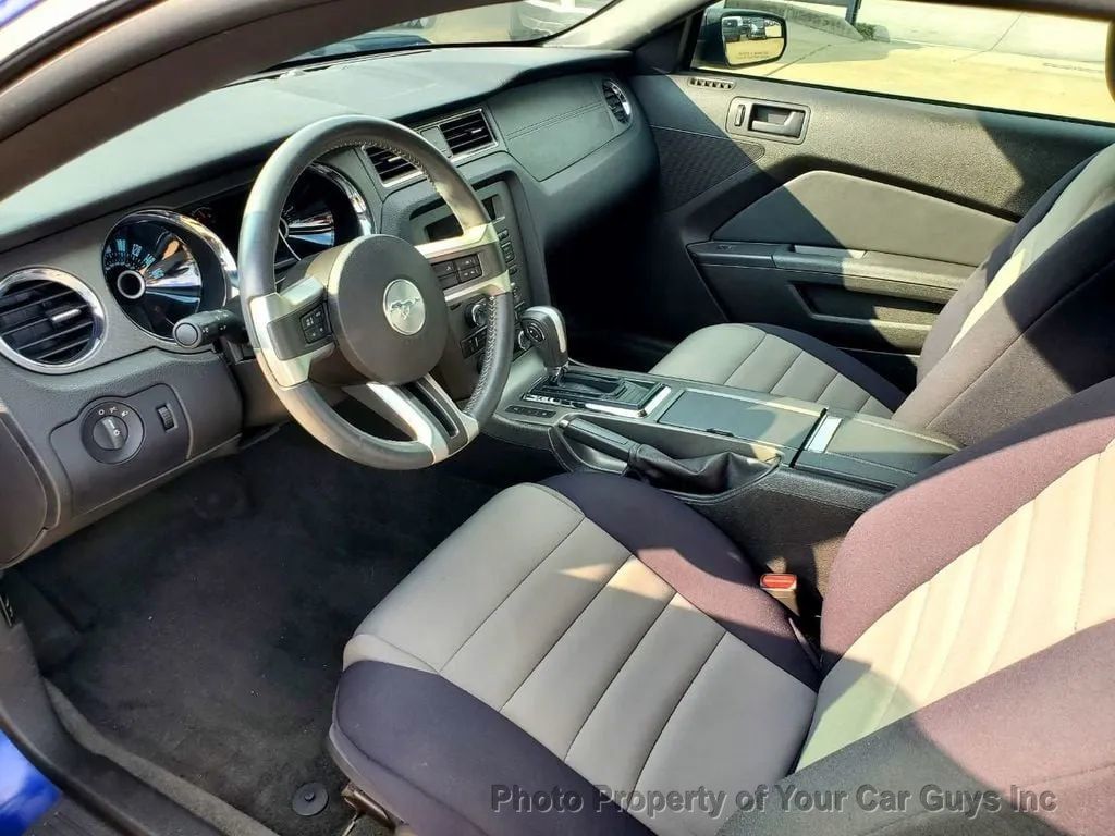 2013 Ford Mustang 2dr Coupe V6 - 23003613 - 14