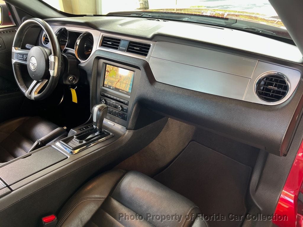 2013 Ford Mustang Convertible GT Premium Automatic - 22931022 - 32