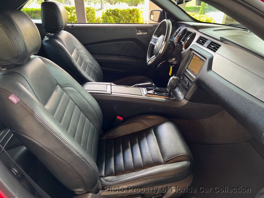 2013 Ford Mustang Convertible GT Premium Automatic - 22931022 - 33
