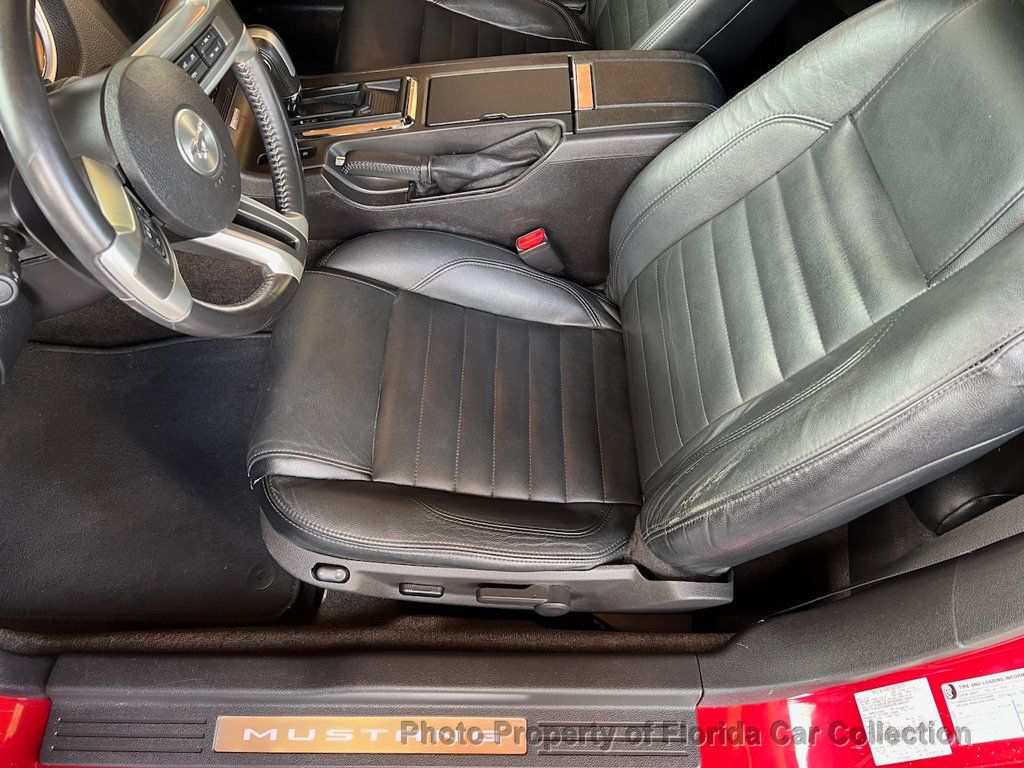 2013 Ford Mustang Convertible GT Premium Automatic - 22931022 - 34