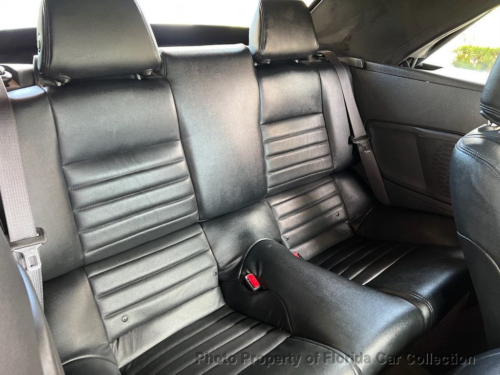 2013 Ford Mustang Convertible GT Premium Automatic - 22931022 - 37