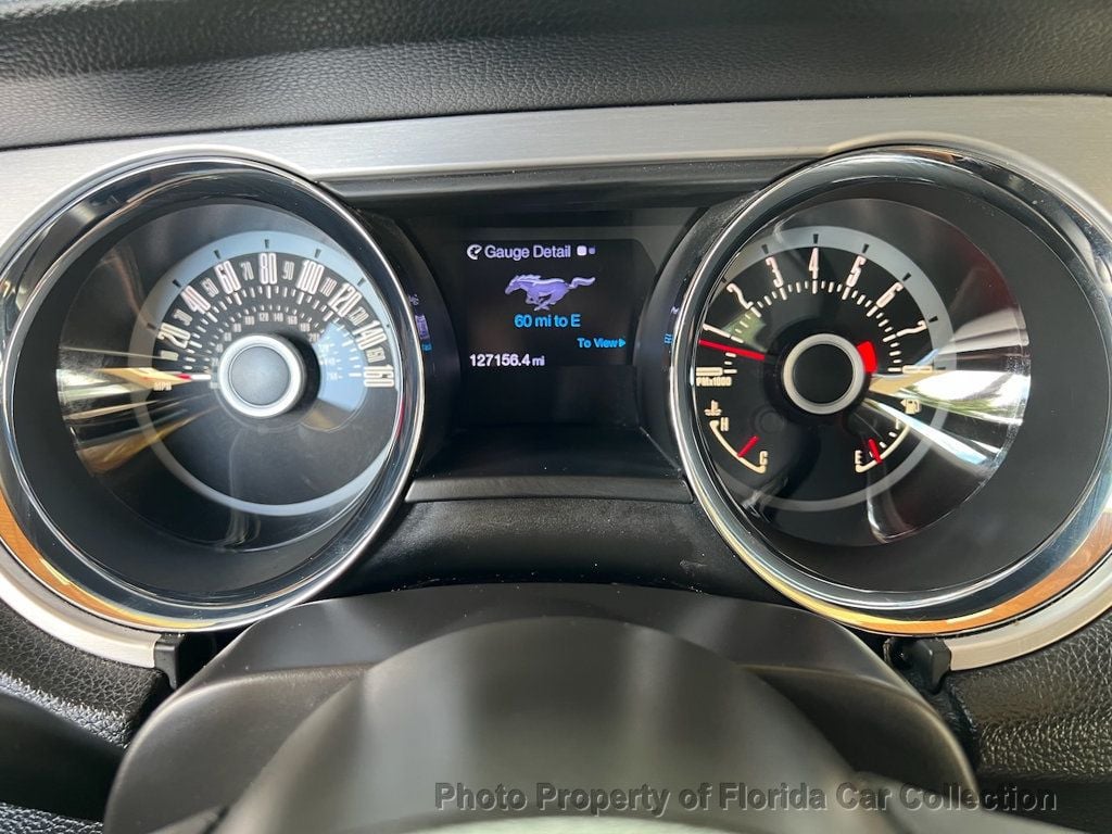 2013 Ford Mustang Convertible GT Premium Automatic - 22931022 - 40