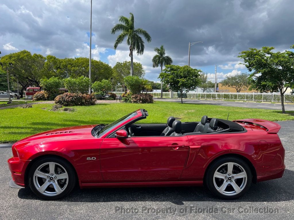 2013 Ford Mustang Convertible GT Premium Automatic - 22931022 - 4