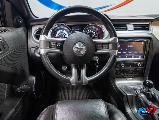 2013 Ford Mustang PREMIUM GT, CLEAN CARFAX, 6-SPD MANUAL, HEATED SEATS - 23004917 - 12