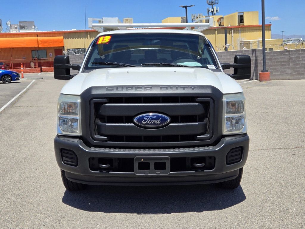 2013 Ford Super Duty F-250 SRW 2WD SuperCab 158" XL - 22454683 - 4