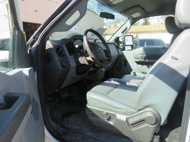 2013 Ford Super Duty F-250 SRW 4WD Reg Cab 137" XLT - 22996454 - 10