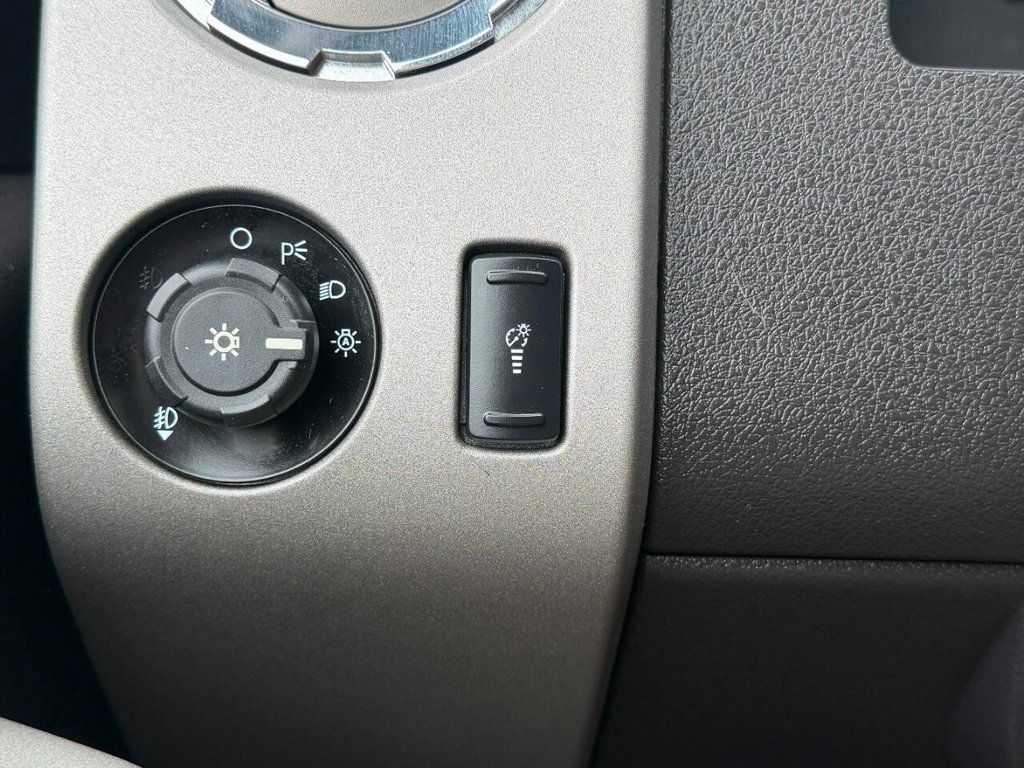 2013 Ford Super Duty F-250 SRW Lariat 4x4 4dr Crew Cab 6.8 ft. SB Pickup - 23003231 - 37