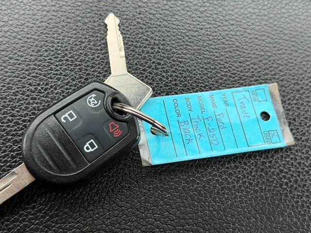 2013 Ford Super Duty F-250 SRW Lariat 4x4 4dr Crew Cab 6.8 ft. SB Pickup - 23003231 - 50