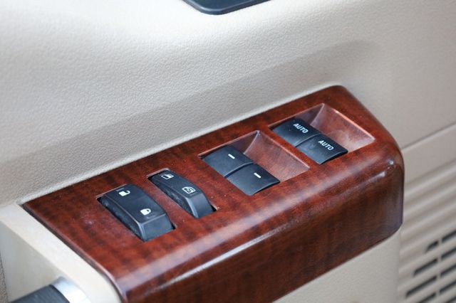 2013 Ford Super Duty F-350 SRW  - 22947476 - 30