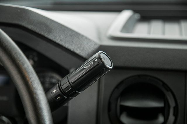 2013 Ford Super Duty F-450 DRW Cab-Chassis F450 CREW CAB 4X4 * 6.7 POWERSTROKE * 11' ROYAL KUV * 1 OWNER - 17149978 - 17