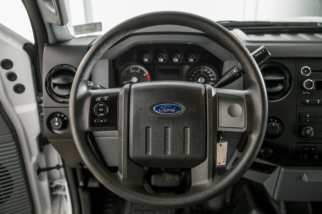 2013 Ford Super Duty F-450 DRW Cab-Chassis F450 CREW CAB 4X4 * 6.7 POWERSTROKE * 11' ROYAL KUV * 1 OWNER - 17149978 - 18