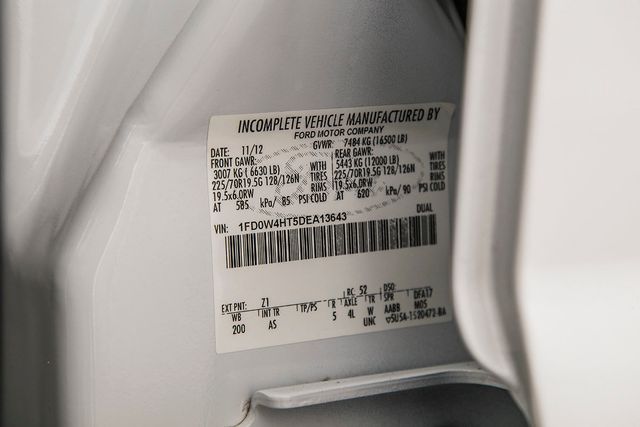 2013 Ford Super Duty F-450 DRW Cab-Chassis F450 CREW CAB 4X4 * 6.7 POWERSTROKE * 11' ROYAL KUV * 1 OWNER - 17149978 - 28