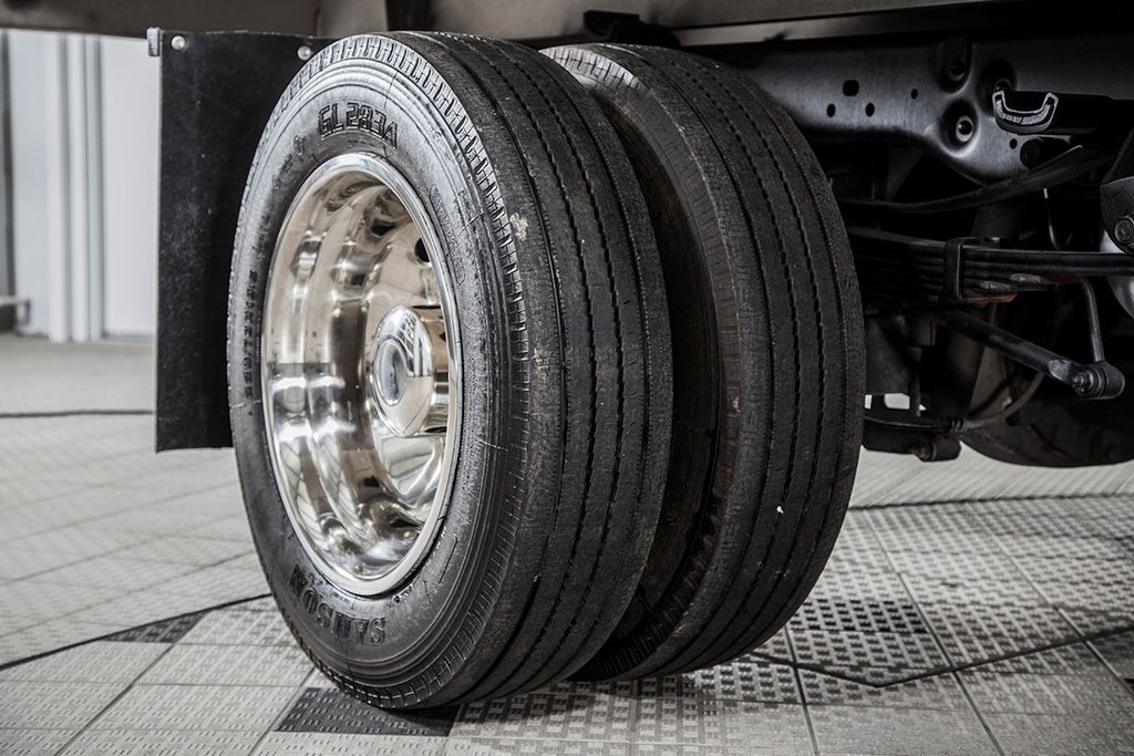 2013 Ford Super Duty F-450 DRW Cab-Chassis F450 REG CAB - 15742320 - 12