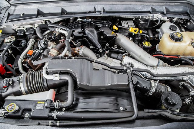 2013 Ford Super Duty F-450 DRW Cab-Chassis F450 REG CAB - 15742320 - 14