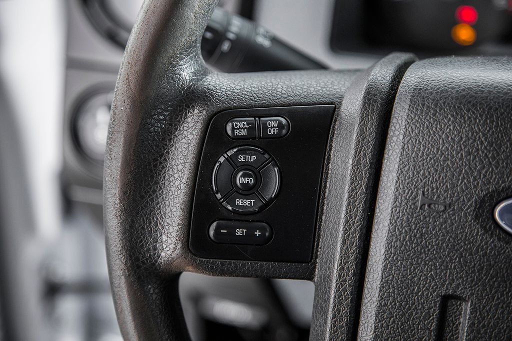 2013 Ford Super Duty F-450 DRW Cab-Chassis F450 REG CAB - 15742320 - 20