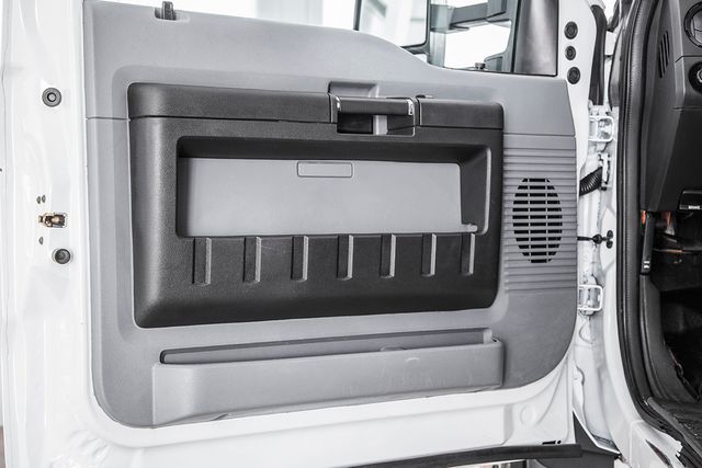 2013 Ford Super Duty F-450 DRW Cab-Chassis F450 REG CAB - 15742320 - 24