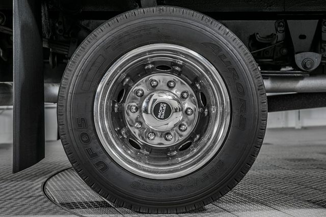 2013 Ford Super Duty F-550 DRW F550 CREW 4X4 * 6.7 POWERSTROKE * CONCRETE BODY * LOCAL TRUC - 16074953 - 14